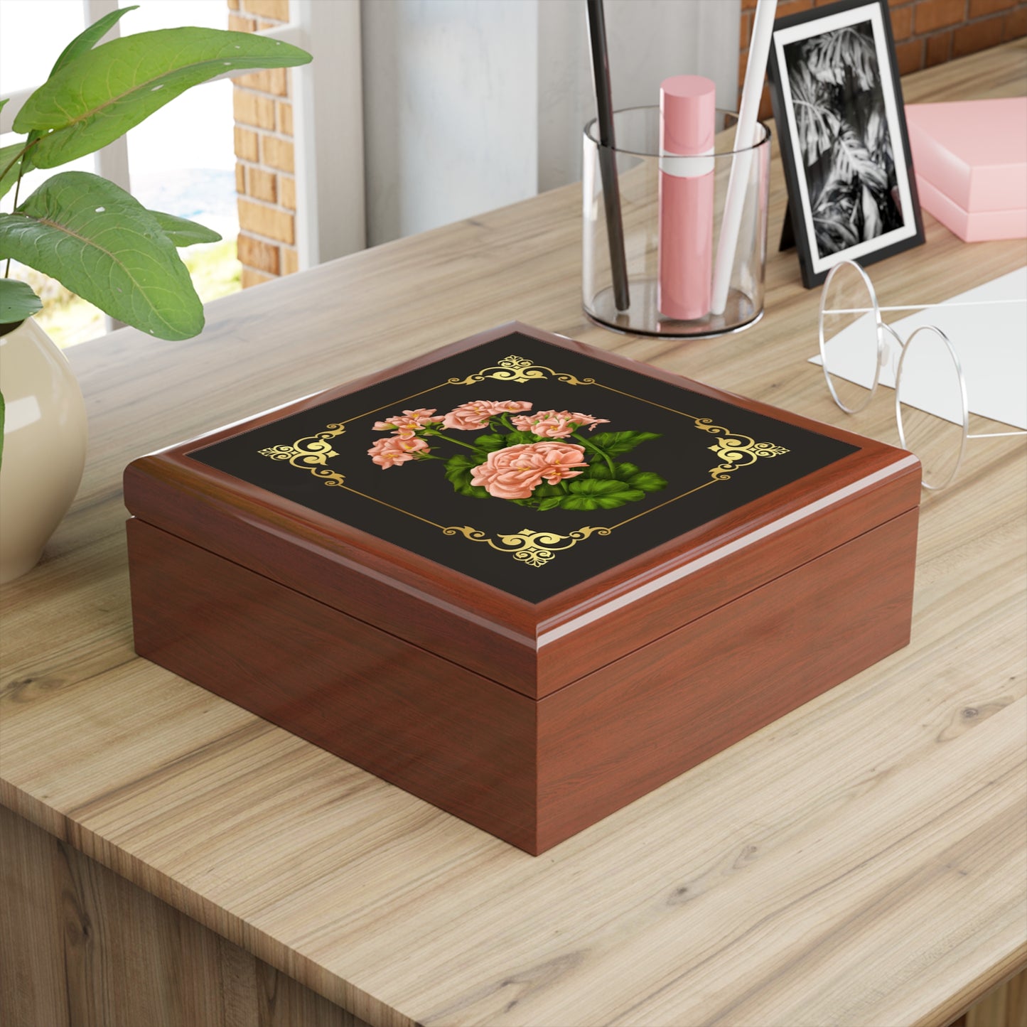 Floral Velvet Keepsake Jewelry Box — Vintage Pink Geranium Design